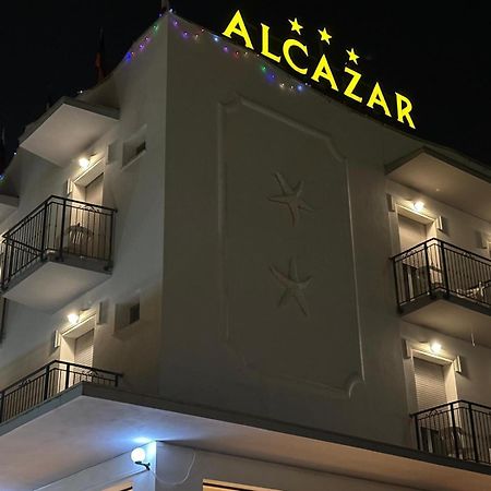Hotel Alcazar Rimini Exteriör bild