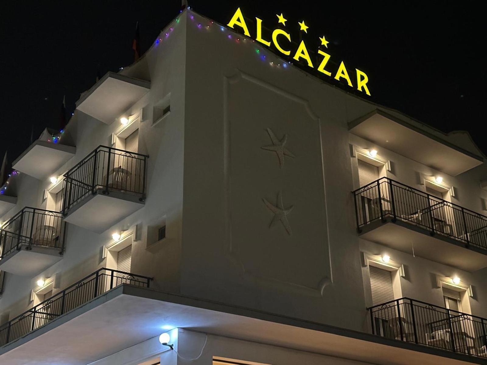 Hotel Alcazar Rimini Exteriör bild